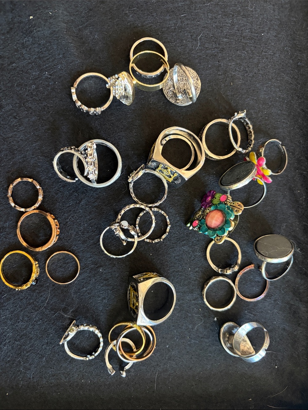 31 Mixed Metal Rings